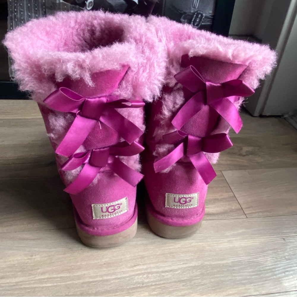 Pink Bailey Bow Uggs